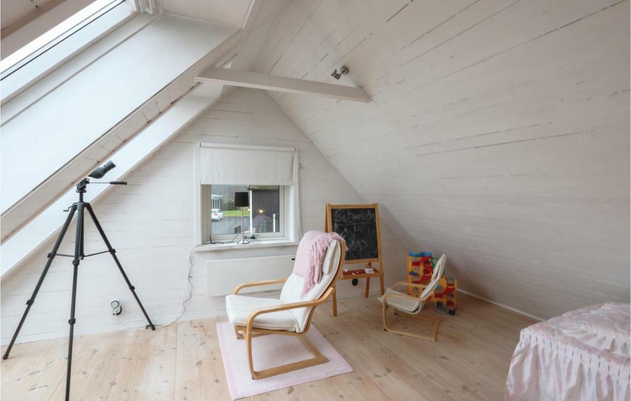 Gorgeous Home In Oestra Soennarsloev With Kitchen Ostra Sonnarslov Eksteriør bilde